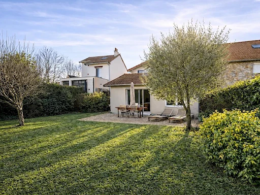 Villa 7 pièces 166 m²