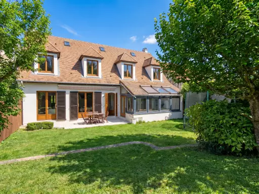 Maison 6 pièces 164 m²