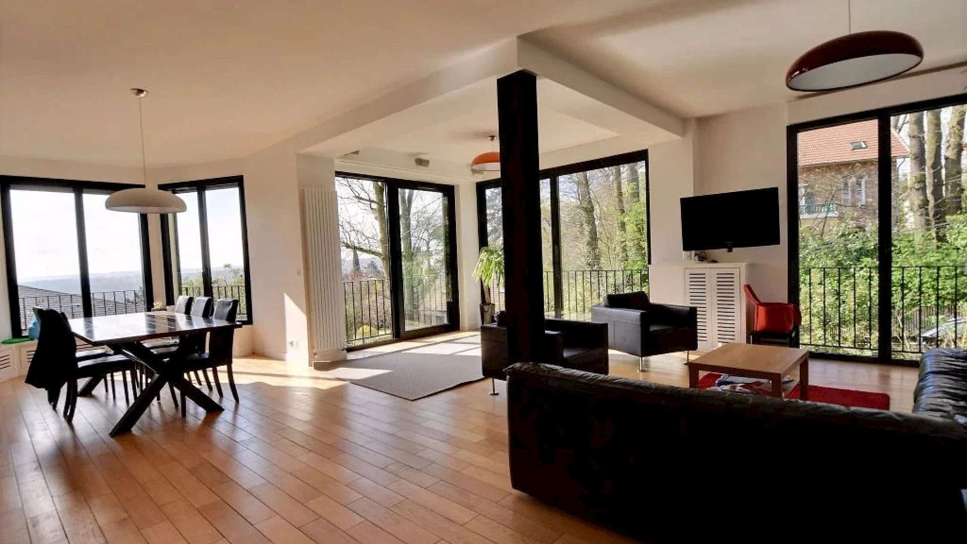 Maison 8 pièces 227 m²