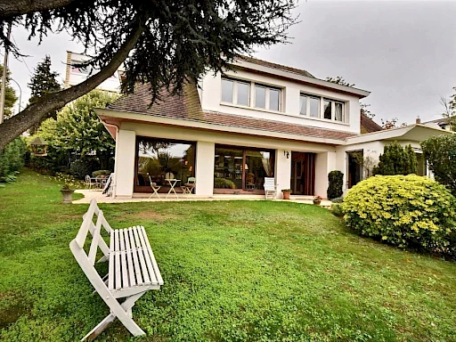 Maison 6 pièces 180 m²