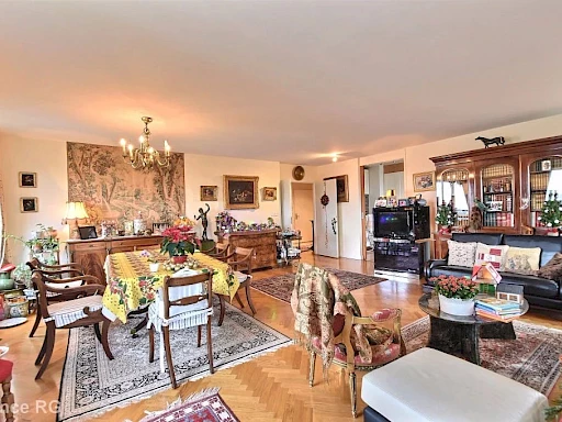 Appartement 5 pièces 120,27 m²