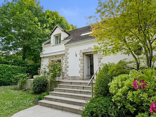 Villa 8 pièces 286,47 m²