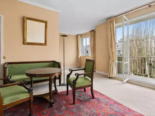 Appartement 4 pièces 84 m²