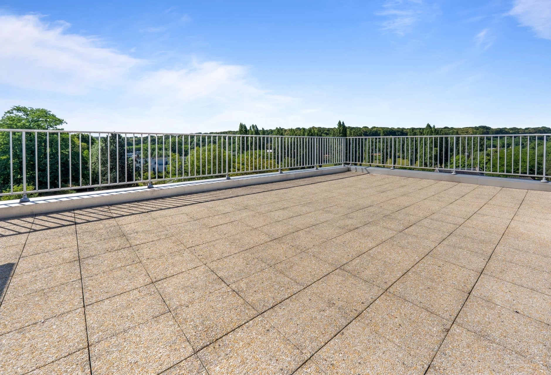 Appartement 6 pièces 144 m²