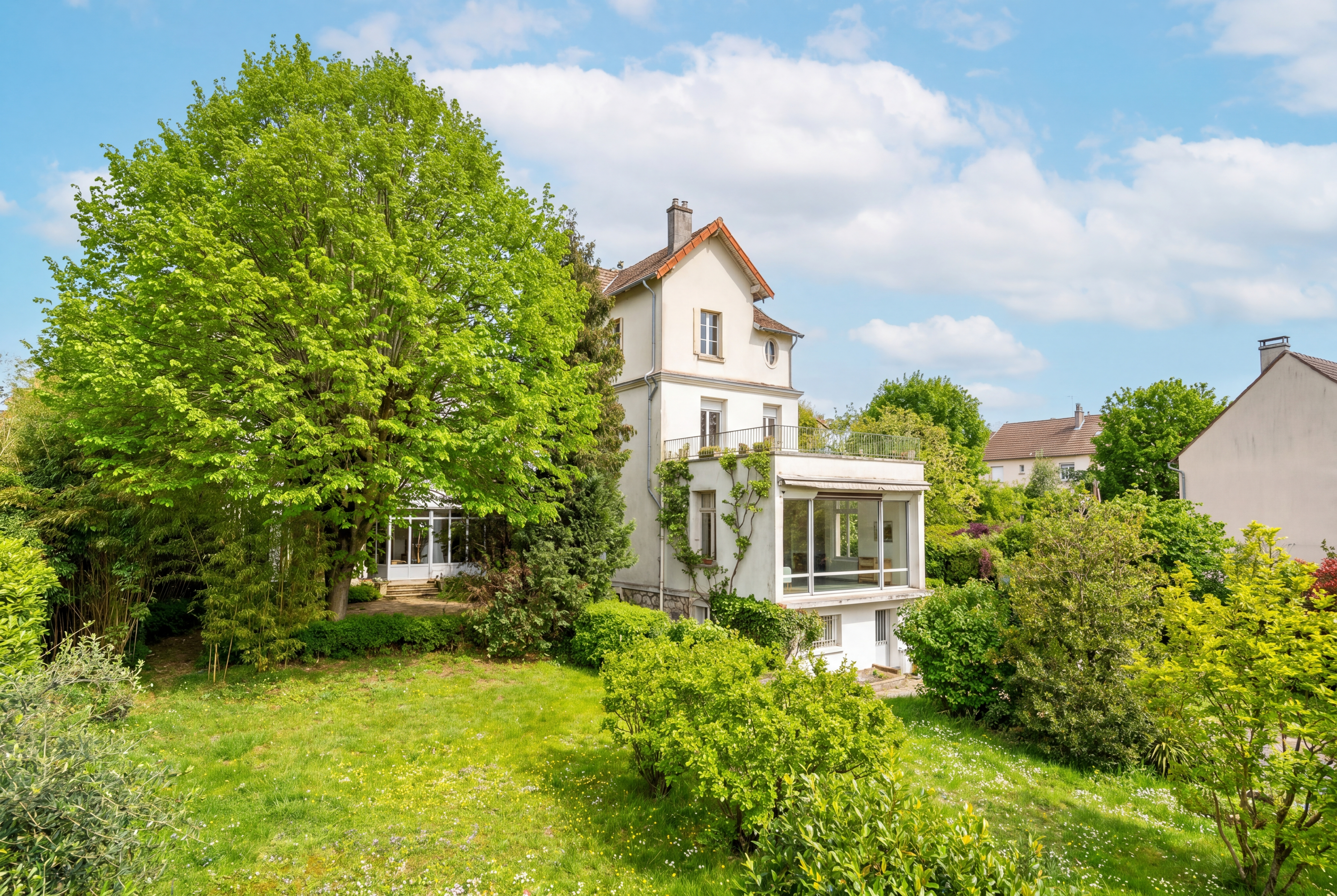 Maison 10 pièces 289 m²