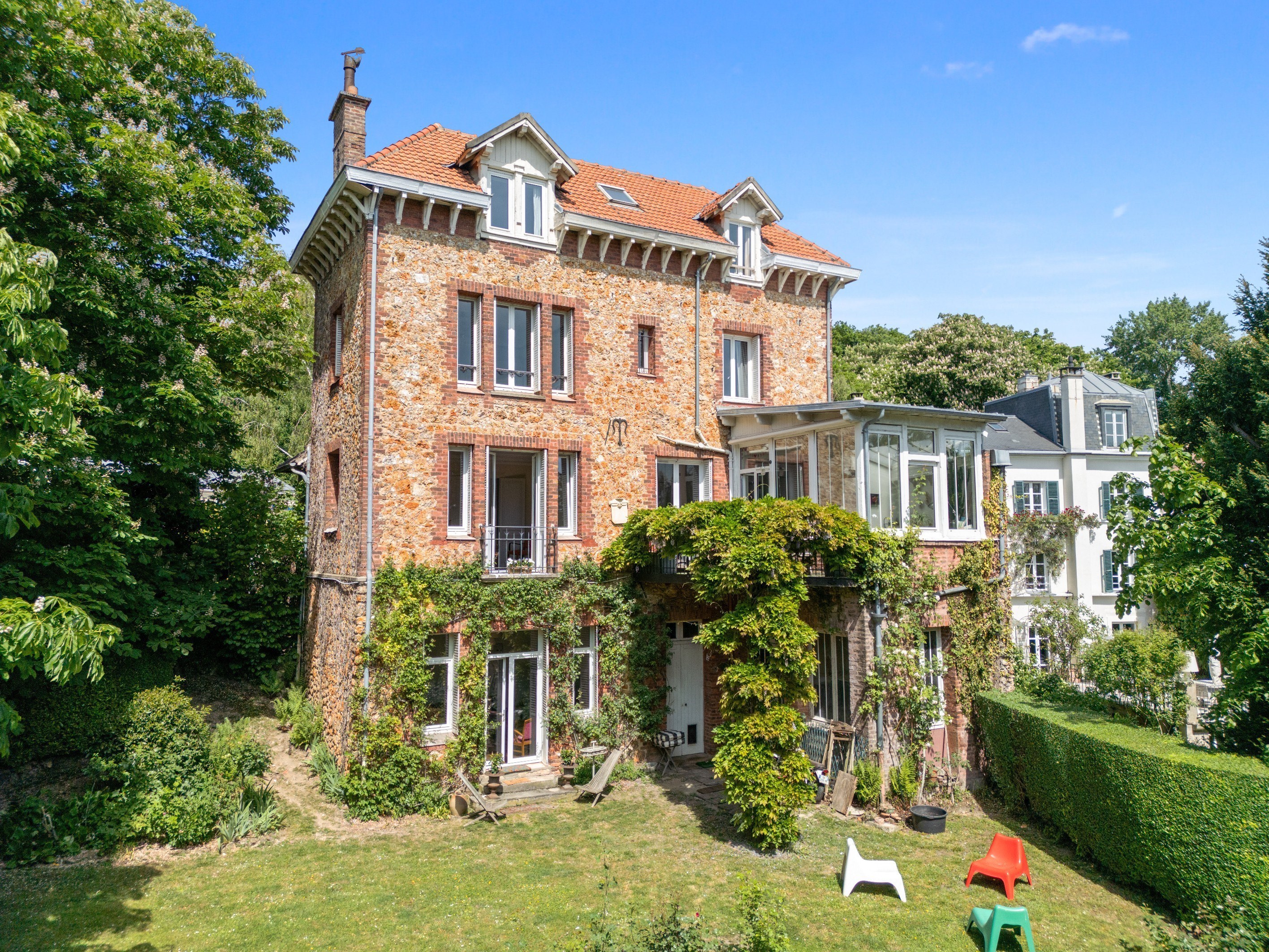 Maison 11 pièces 355 m² - 9