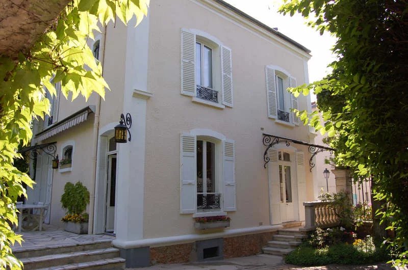 Maison 9 pièces 185 m²