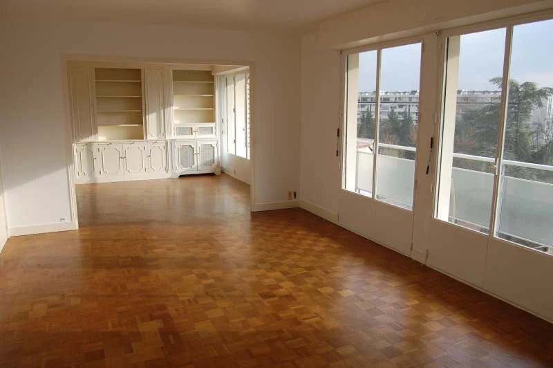 Appartement 4 pièces 7 590 m²