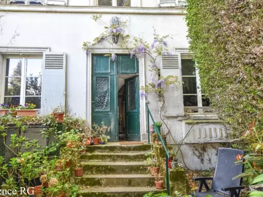 Maison 9 pièces 198 m²