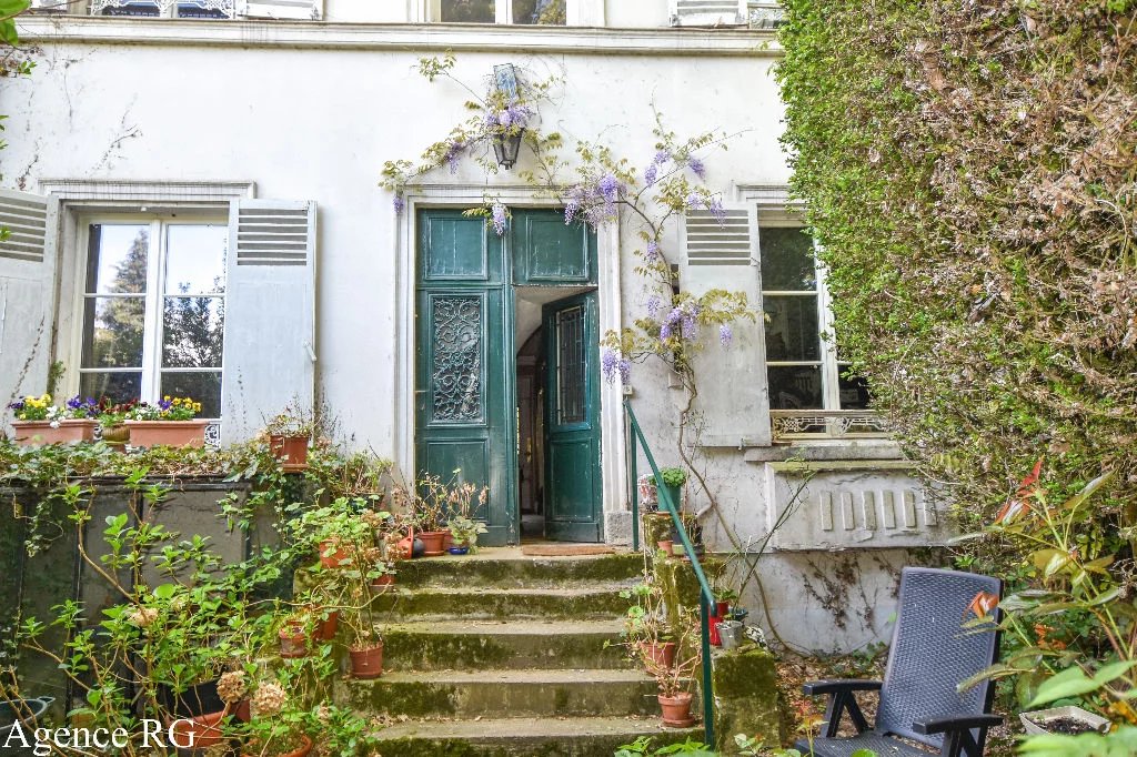Maison 9 pièces 198 m²