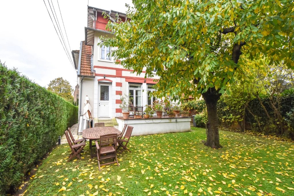 Maison 6 pièces 170 m²