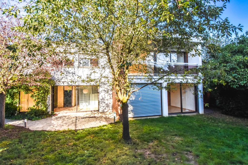 Maison 7 pièces 187 m²