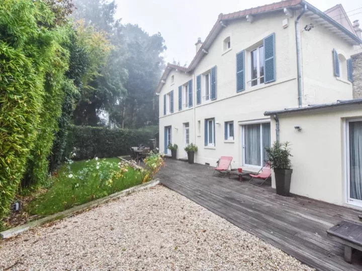 Maison 5 pièces 130 m²