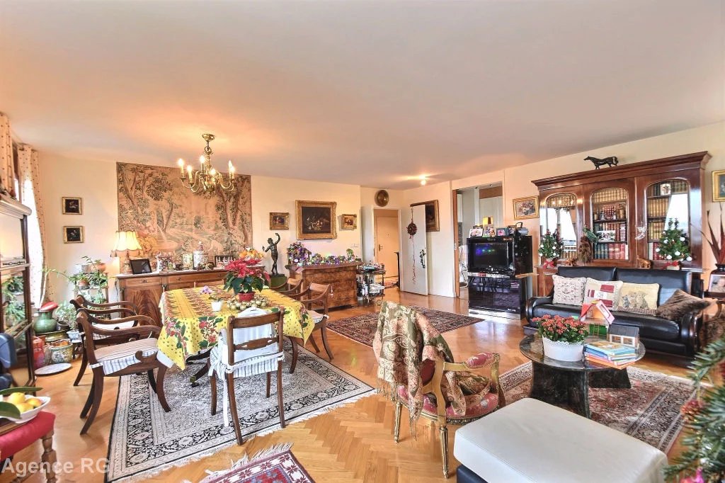 Appartement 5 pièces 120,27 m²