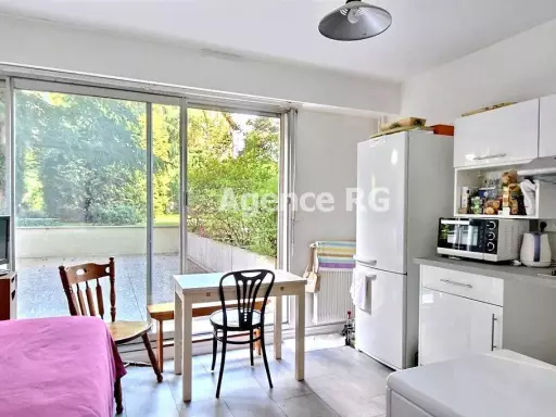 Appartement 1 pièce 15,76 m²