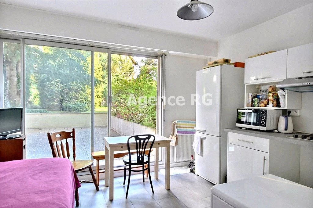Appartement 1 pièce 15,76 m²