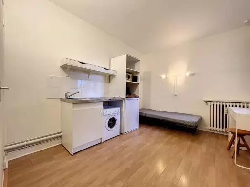 Appartement 1 pièce 14 m²