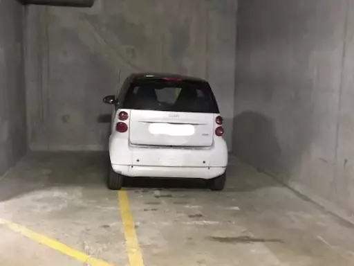 Parking 20 m²