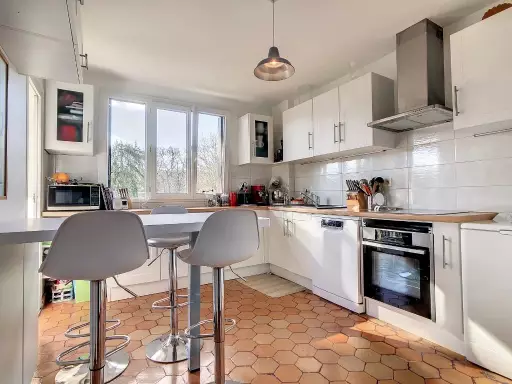 Appartement 4 pièces 85 m²
