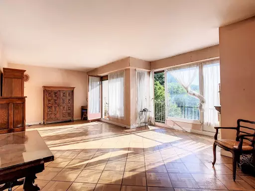 Appartement 2 pièces 61 m²