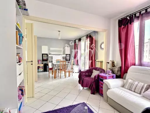 Appartement 4 pièces 74 m²
