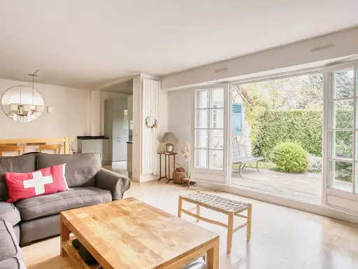 Maison 7 pièces 159 m²