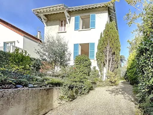 Maison 4 pièces 102 m²
