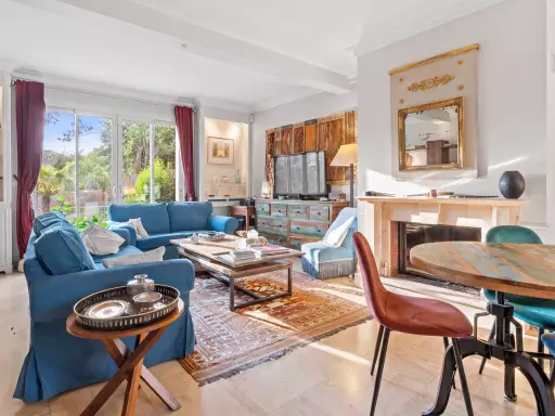 Maison 8 pièces 190 m²