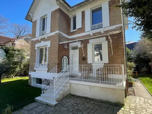 Maison 6 pièces 150 m²