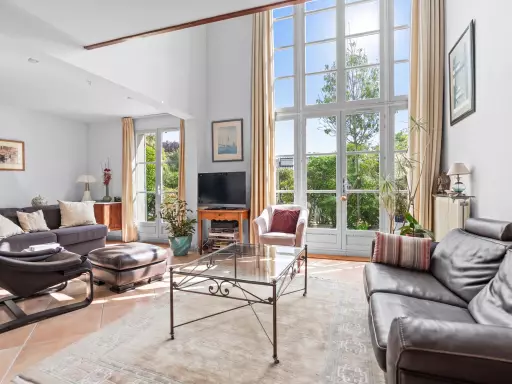 Maison 7 pièces 148 m²