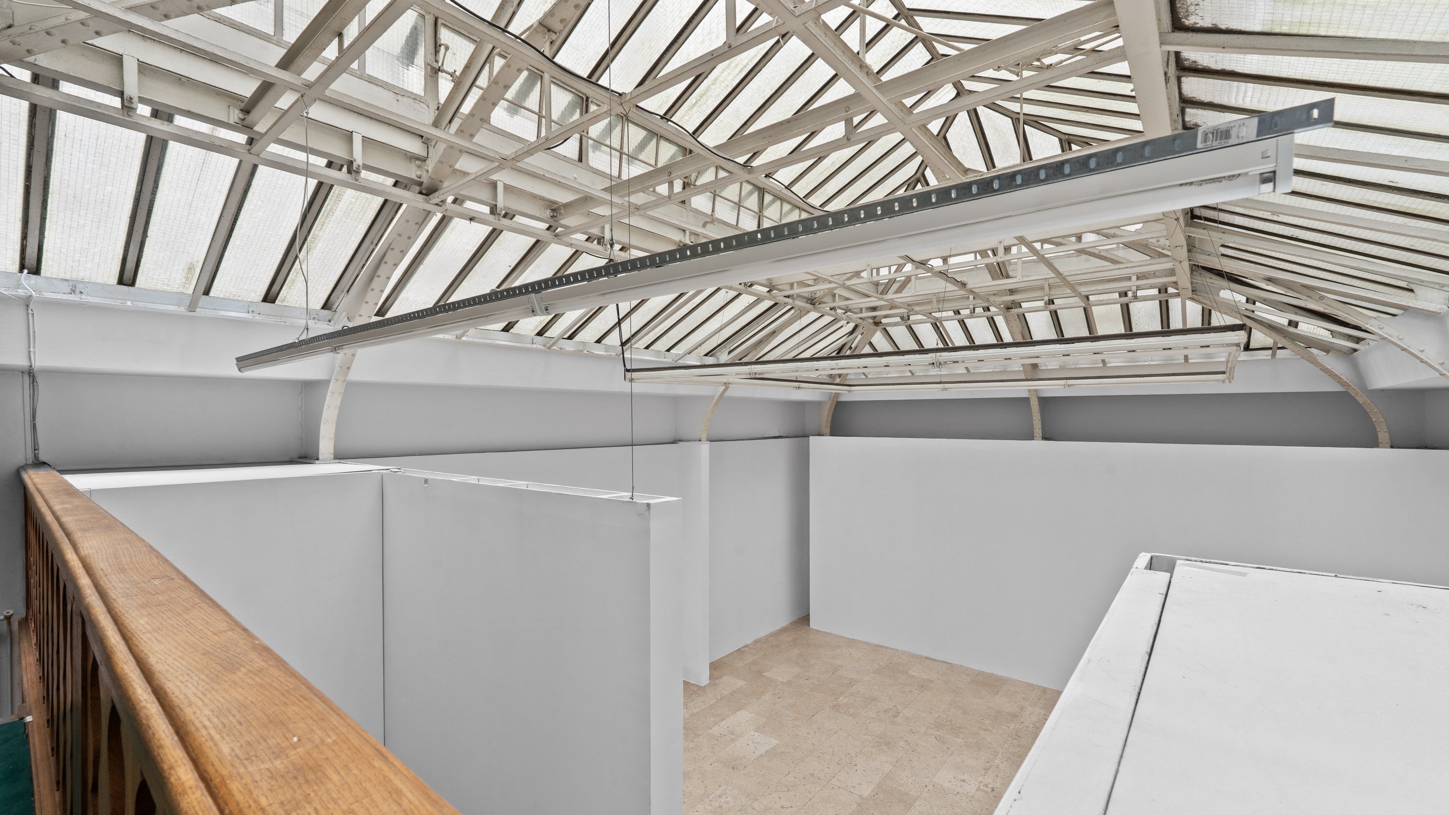 Loft 1 pièce 104 m² - 4