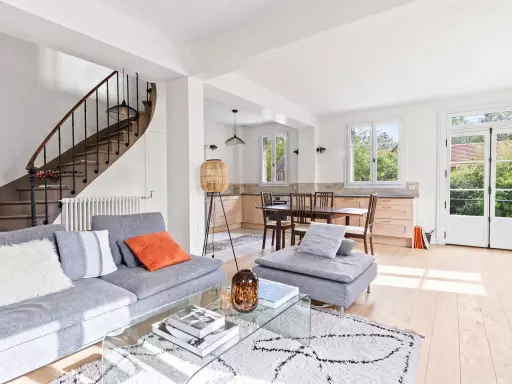 Maison 6 pièces 117 m²