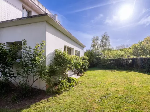 Maison 8 pièces 283 m²