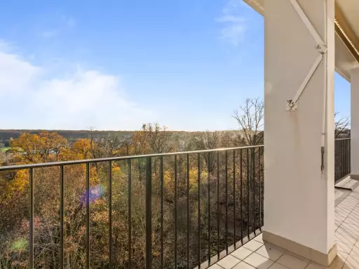 Appartement 7 pièces 147 m²