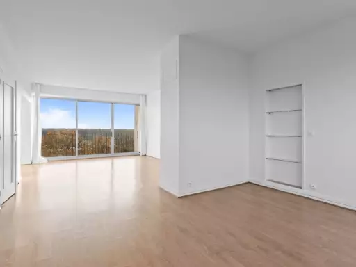 Appartement 7 pièces 147 m²