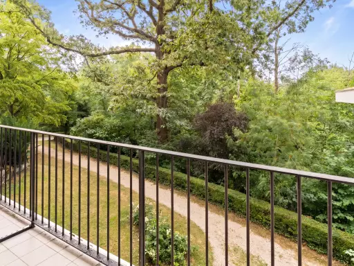 Appartement 5 pièces 110,76 m²