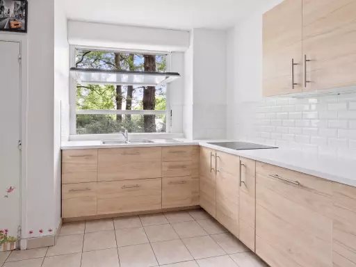 Appartement 5 pièces 110,76 m²