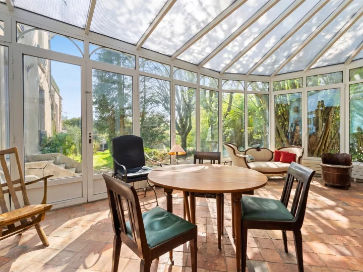 Maison 10 pièces 289 m²