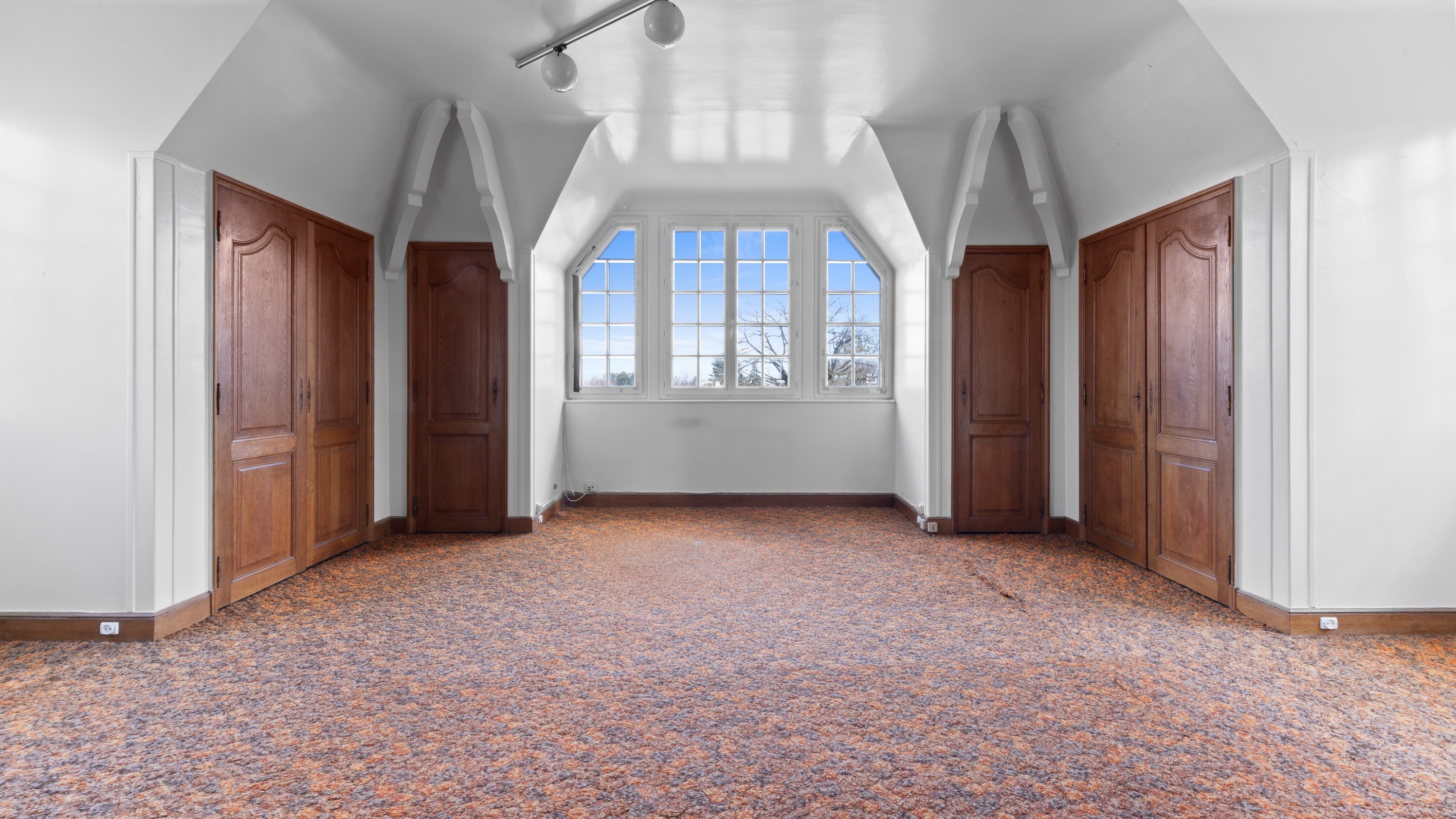 Villa 7 pièces 230 m²