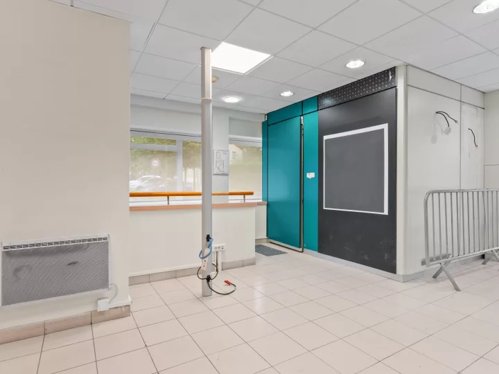LocalCommercial 105 m²
