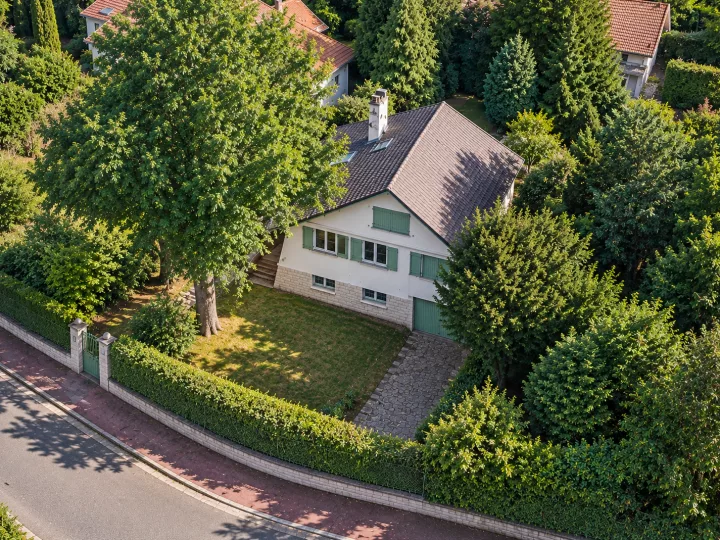 Maison 7 pièces 192 m²