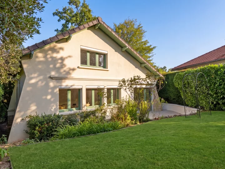 Maison 7 pièces 192 m²
